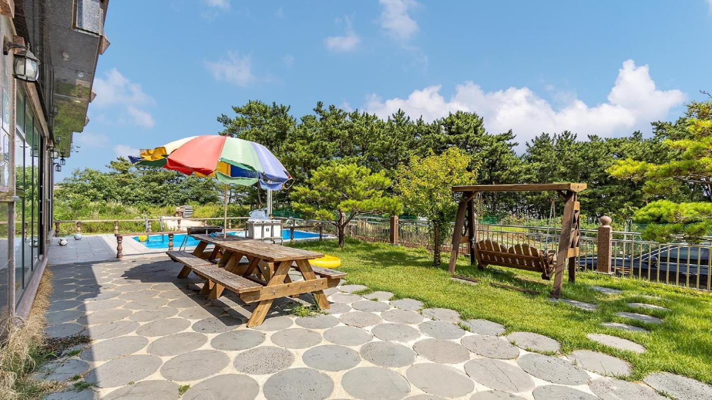 Daebudo Juni Pension Ansan Ngoại thất bức ảnh