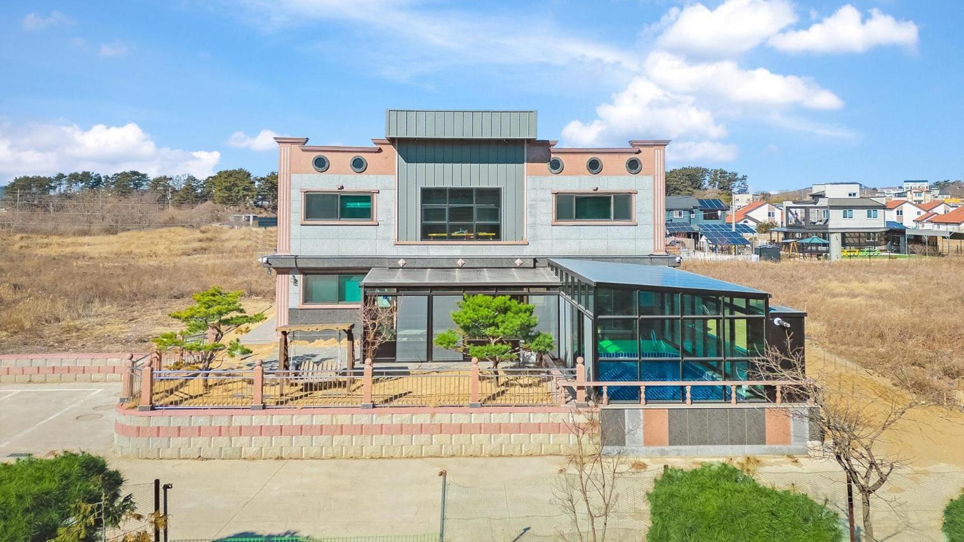 Daebudo Juni Pension Ansan Ngoại thất bức ảnh